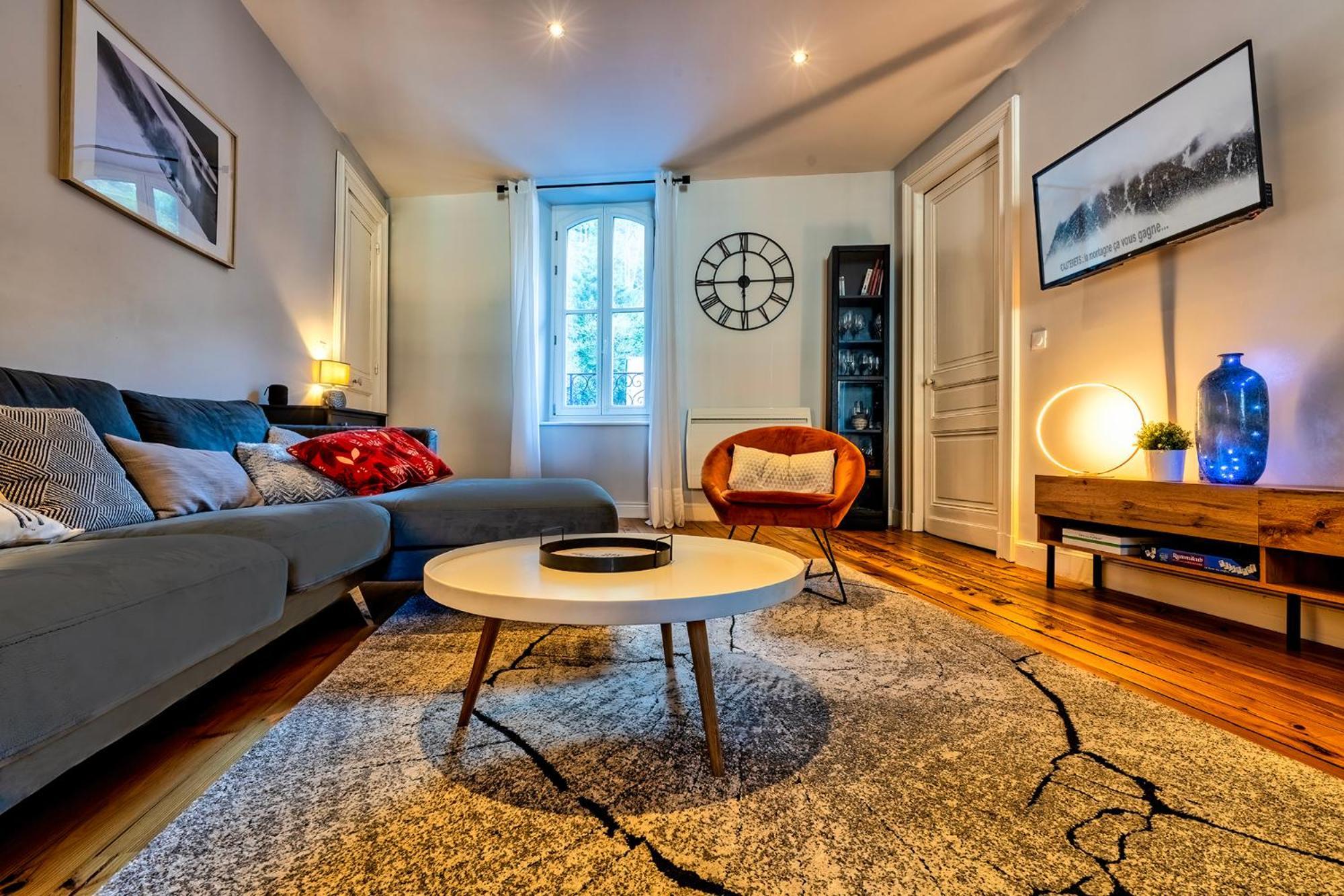 Au Dessus Des Toits Apartment Каутерец Екстериор снимка
