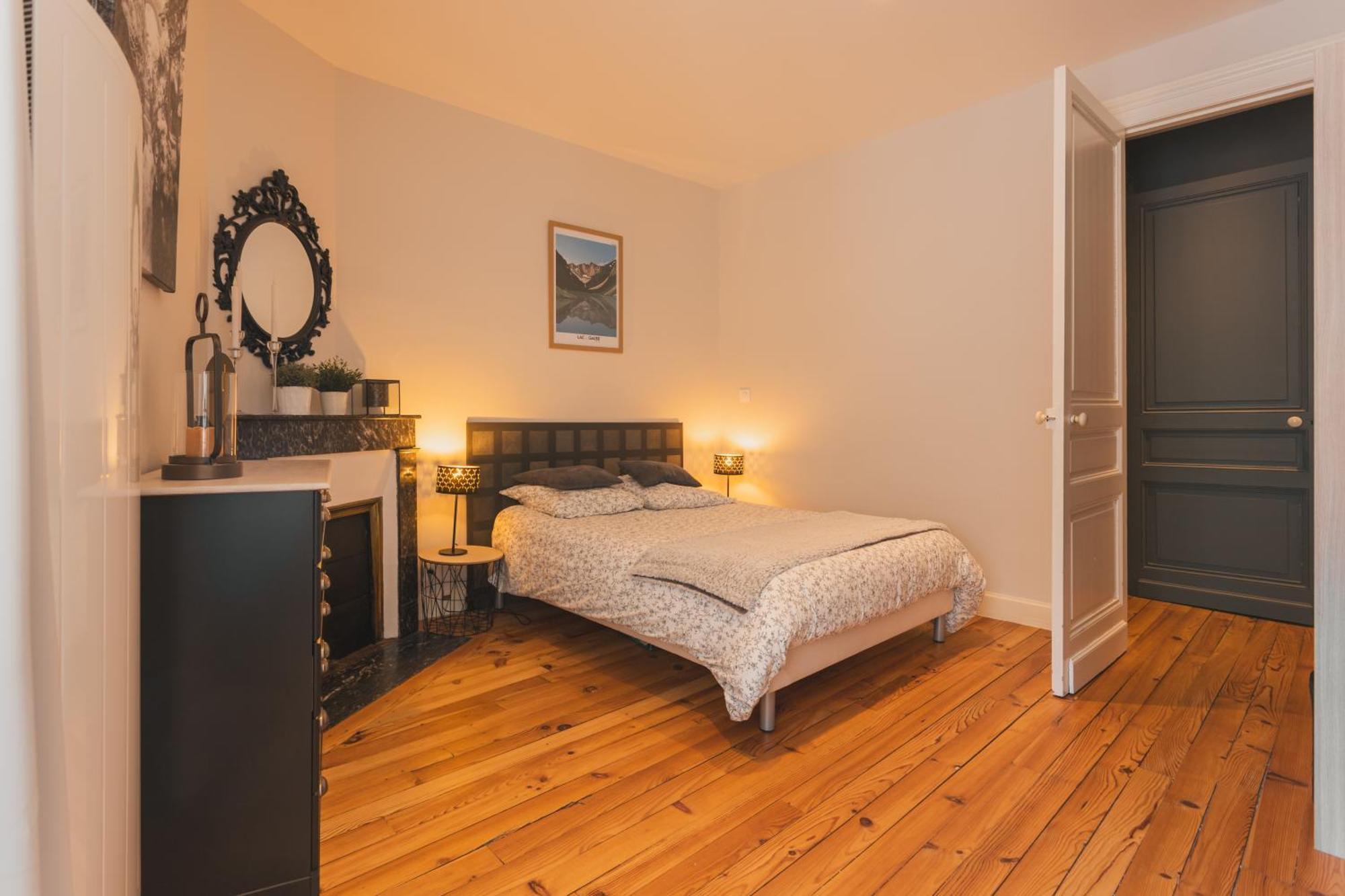 Au Dessus Des Toits Apartment Каутерец Екстериор снимка